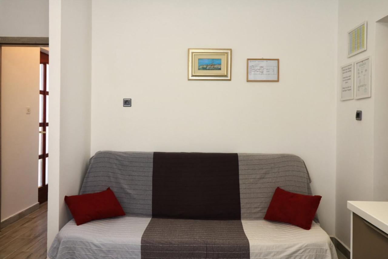 Apartmani Mikin Betina (Sibenik-Knin) Exterior foto