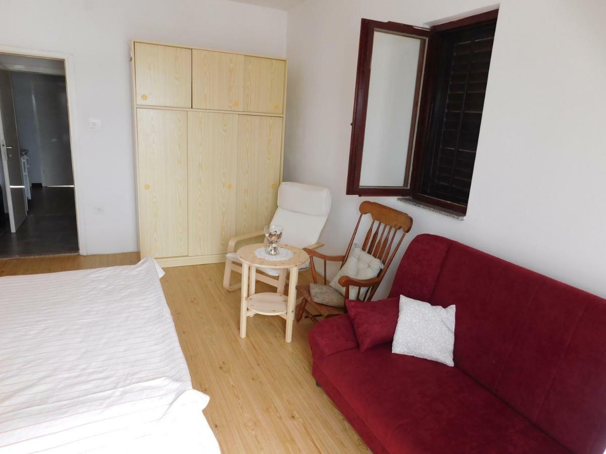 Apartmani Mikin Betina (Sibenik-Knin) Exterior foto
