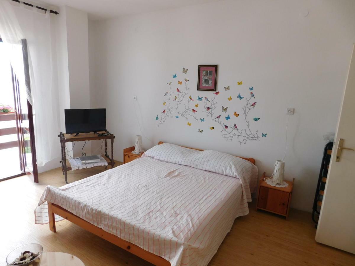 Apartmani Mikin Betina (Sibenik-Knin) Exterior foto