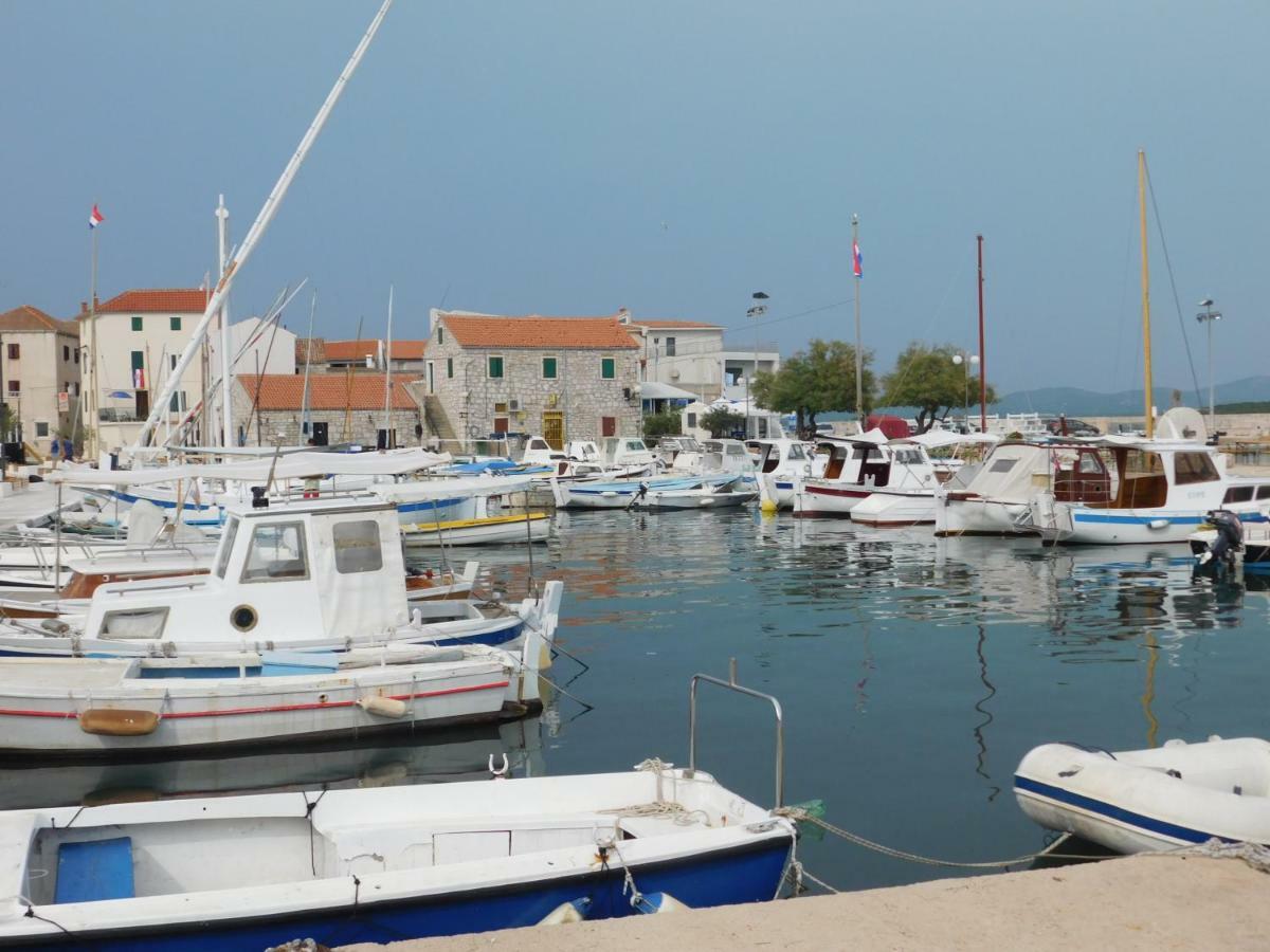 Apartmani Mikin Betina (Sibenik-Knin) Exterior foto