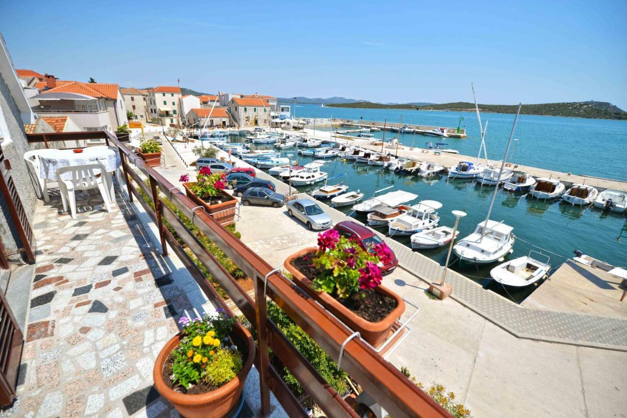 Apartmani Mikin Betina (Sibenik-Knin) Exterior foto