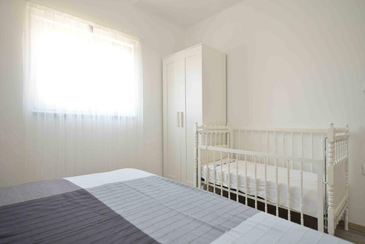 Apartmani Mikin Betina (Sibenik-Knin) Exterior foto