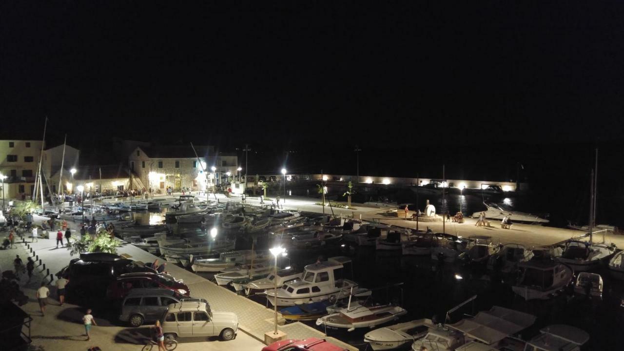 Apartmani Mikin Betina (Sibenik-Knin) Exterior foto