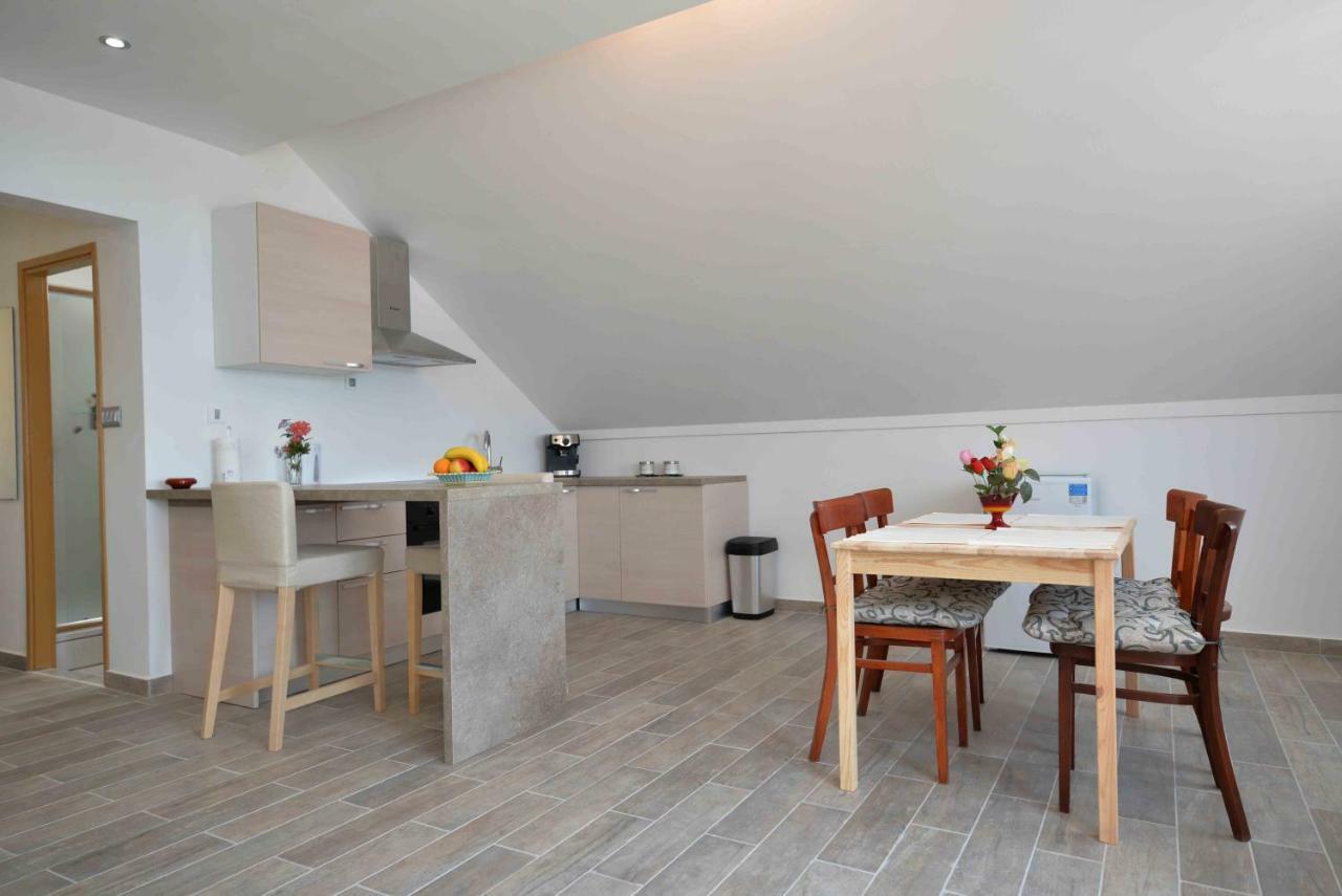 Apartmani Mikin Betina (Sibenik-Knin) Exterior foto