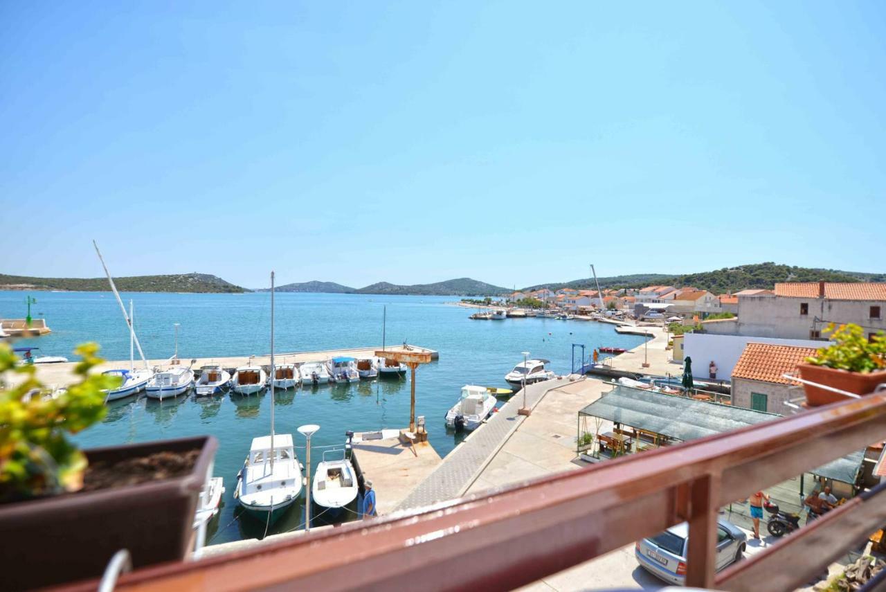 Apartmani Mikin Betina (Sibenik-Knin) Exterior foto